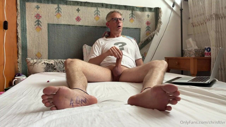Chris Ftlvr: 2 hours live wank and cum on foot