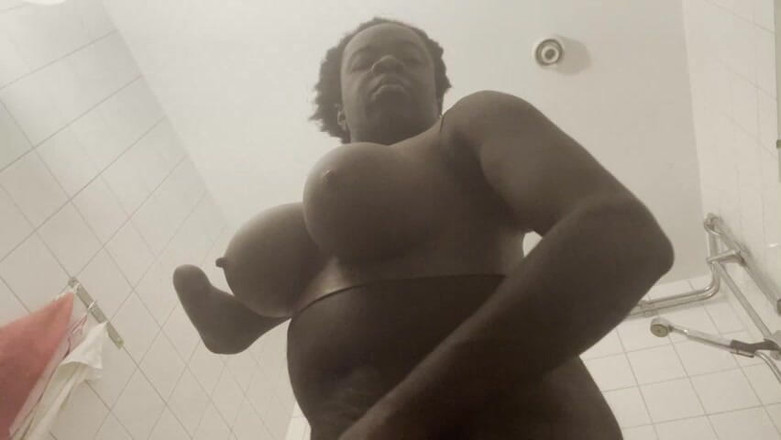 JuneAmputee: G-cup saya Pemandangan mendatar