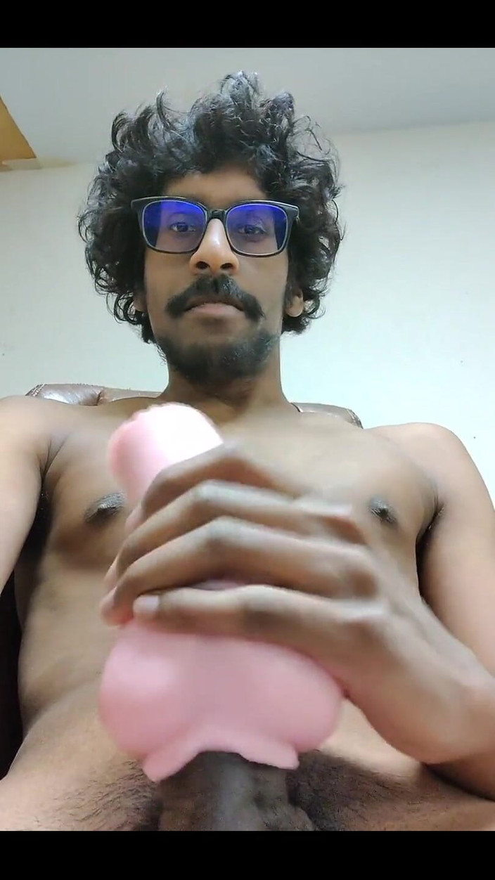 NANDgasm: Jen jsem chtěl natočit krátké video. Orgasmus do onahole