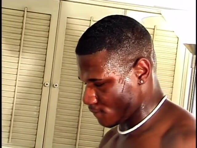 Gays Case: The black guy loves it when he is fucked doggy...