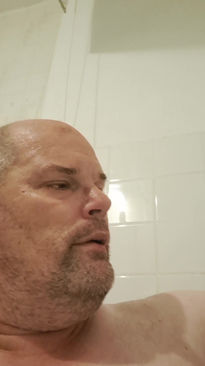 Fickspecht: Go Bitch, Suck the Dildos