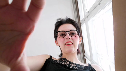 The Antichristrix: 继妹折磨收缩的继兄弟