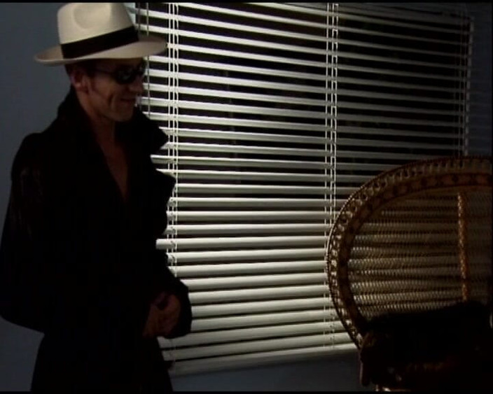 Deutsche Camgirls: 彼女たちは胸の大きいドイツのMILFで、おもちゃでセックスしているところを見つかった