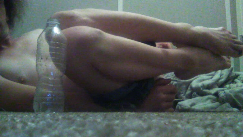 LilTaste: Peeing in a Water Bottle Nude