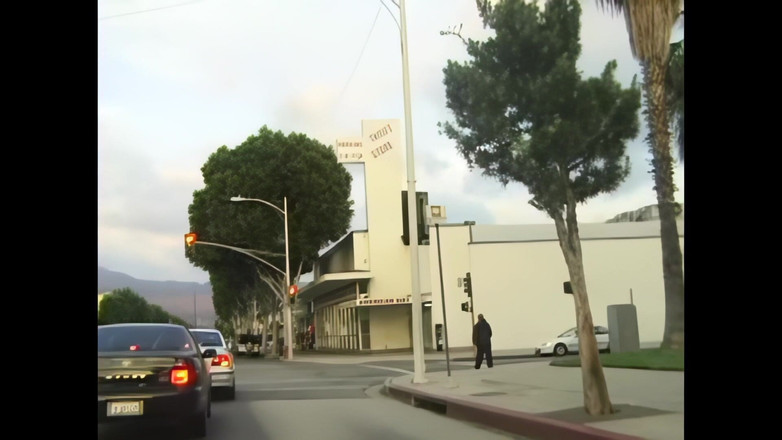 RATATATA!: Dorințele safice bruște ale unei tinere Kristina de culoare