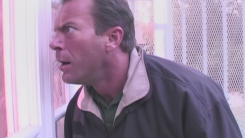 Lesbians and Masturbation: 女同性恋假阳具骑乘 - 热辣的亚洲女郎和黑人和白人女郎在热辣的群交中舔阴并用手指舔舐