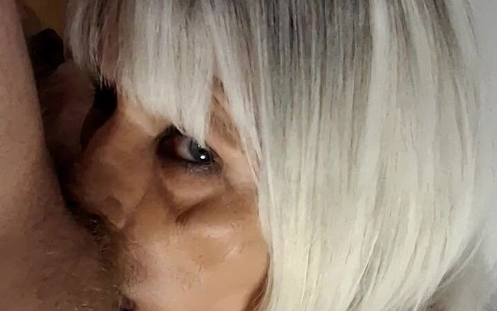 Milf-T: Aku bertanya padanya, berulang kali, untuk muncrat di wajahku tapi...