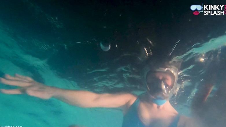 UKCuteGirl Lucy Lauren: Night Swim in Latex Swimsuit &amp; Full Face Mask