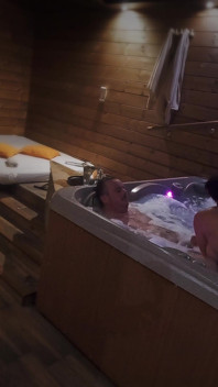 Hot Free Sex with Chubby MILF Dada Deville