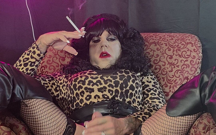 Cassandra Cox Xoxo: 흑인 대물 자지에게 따먹히는 거유 밀프