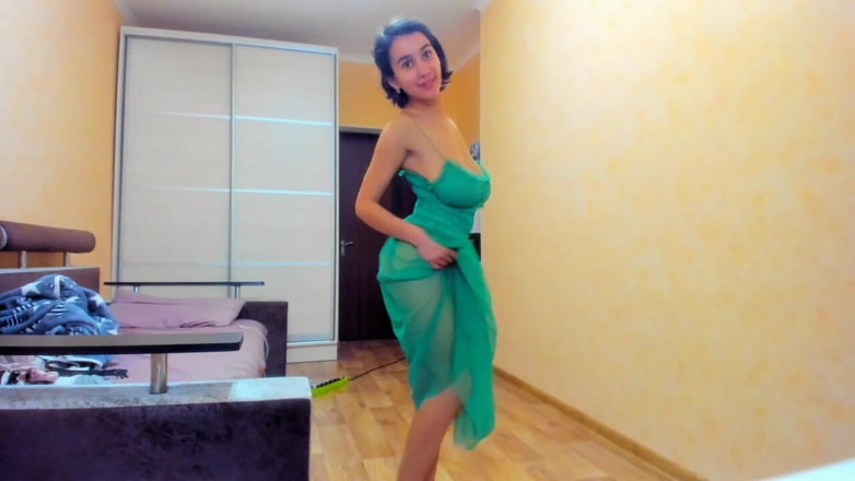 myla_angel: Hot Myla Angel in a green transparent dress!