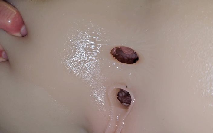 Ferrero anal experience: 브리트니와 내 여친을 따먹는 게 재미있었어