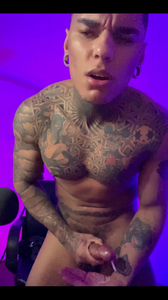 Exxtevao: Cumming y comiendo