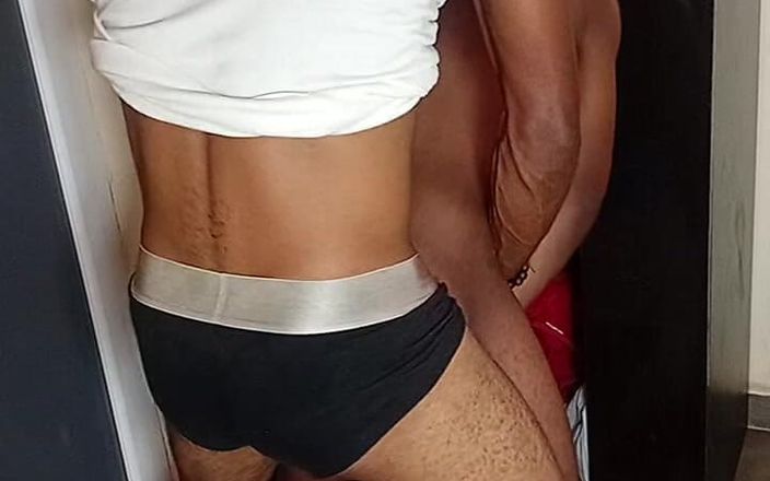 Chief_daddyy: Yo y la ayuda a domicilio pt 1