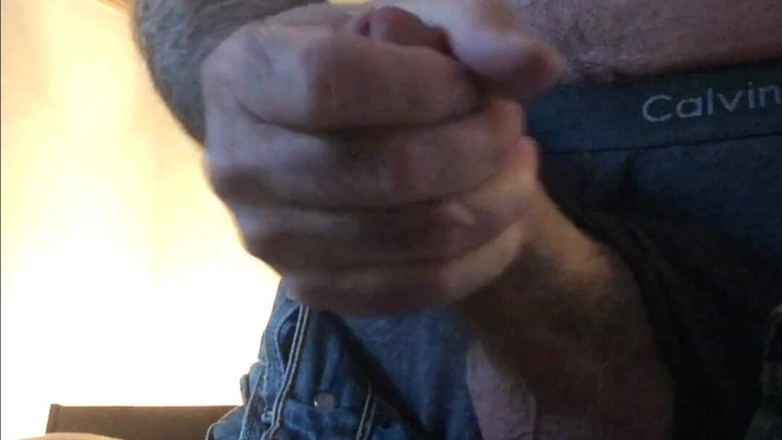 OhTrevor: Ohtrevor ma quickie stojące obciążenie.