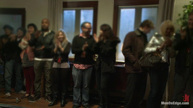 Men on Edge: Jeremy Stevens ve iç çamaşırı hırsızları - ikinci bölüm