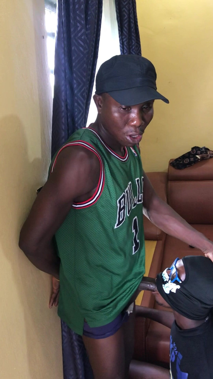 The dan: Ošukal jsem svoji uklízečku v přední verandě epizoda 1