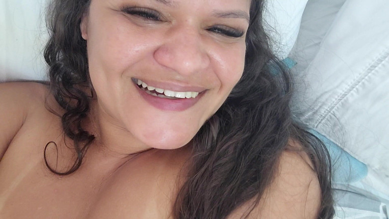 Paty Bumbum: Menawarkan kepada Flávio