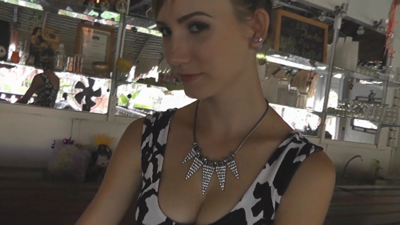 Angel The Dreamgirl: ToeJob with my naked foot