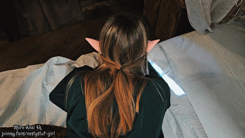 Nastystuf Girl: 그녀의 은신처에서 엉덩이에 아름다운 엘프를 따먹어