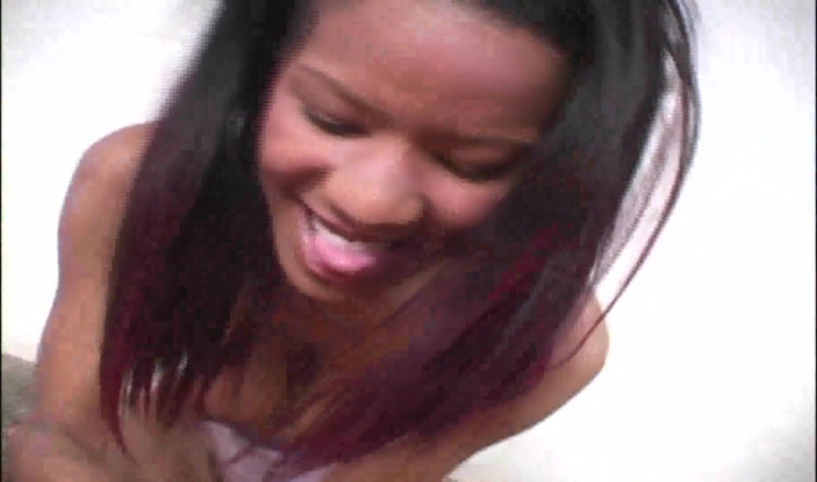 Femdom Austria: Hot ebony handjob 3