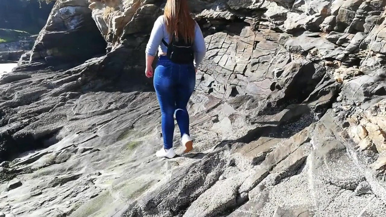 Ouset: Perfect ass splices your cock
