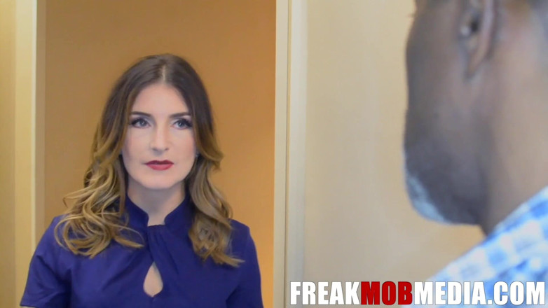 Freak Mob Media: Ricahrd Mann Destroys Adreena Winters