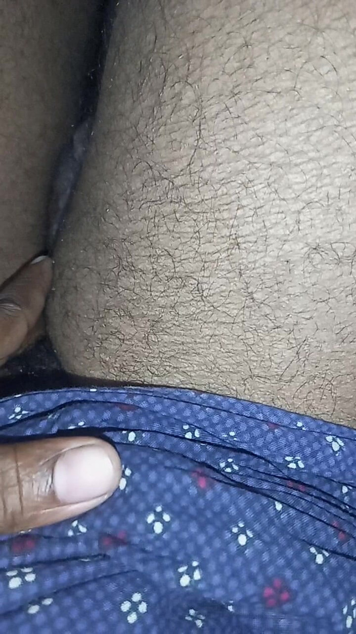 Sweet Indian cock: Amcık deliği emiyor krem emiyor hintli teyze