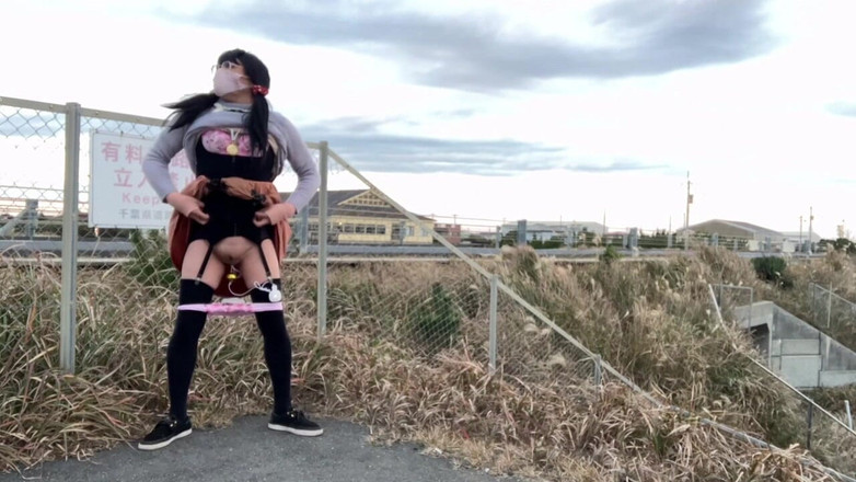 megu2002: Rozkaz trenéra č. 29 zvrácené vystavení na veřejné pláži