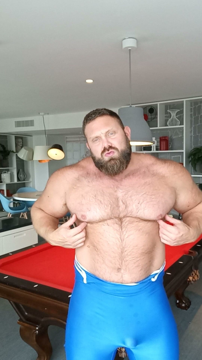 JackStacked: Jack impilato - dominante papà wrestling single si spoglia e dice...