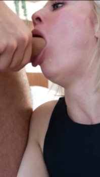 Hete milf krijgt hardcore anaal - grote openingen en gedesrtoyed kontgaatje