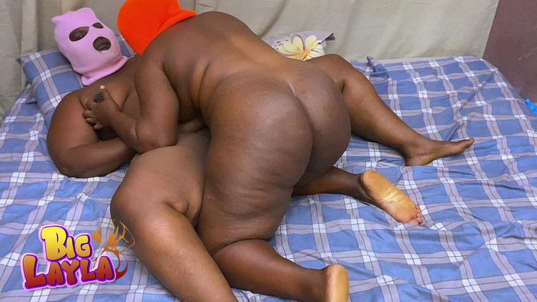 Big Layla: Střet královen