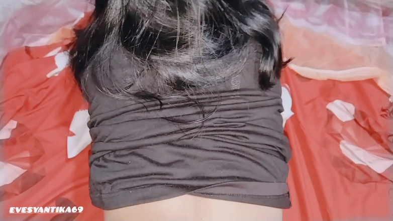 Karinsyantika: Knallen mit dem fahrer sagt, ich sehe aus wie chika...