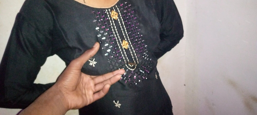 Ritu: Sally je sexy těsná