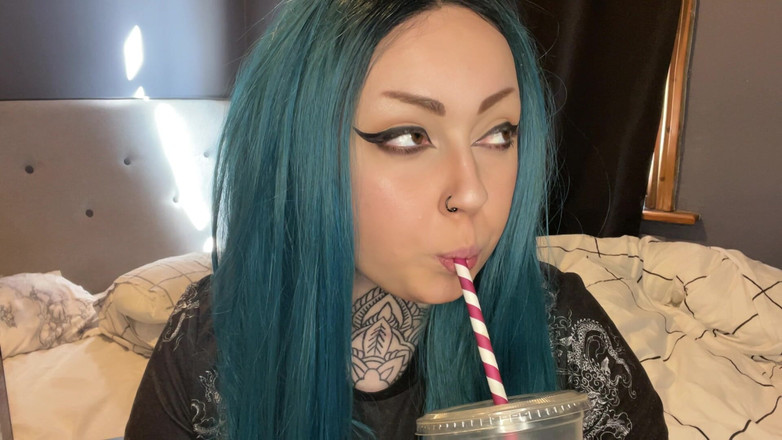 Miss Valentina: Compre My Iced Latte Bitchboy