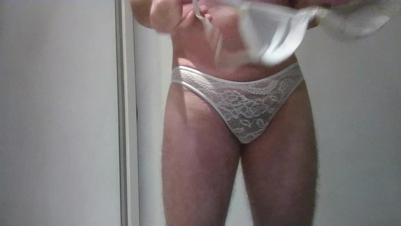 Alan Long: Jdu po schodech budovy v mých kalhotkách!