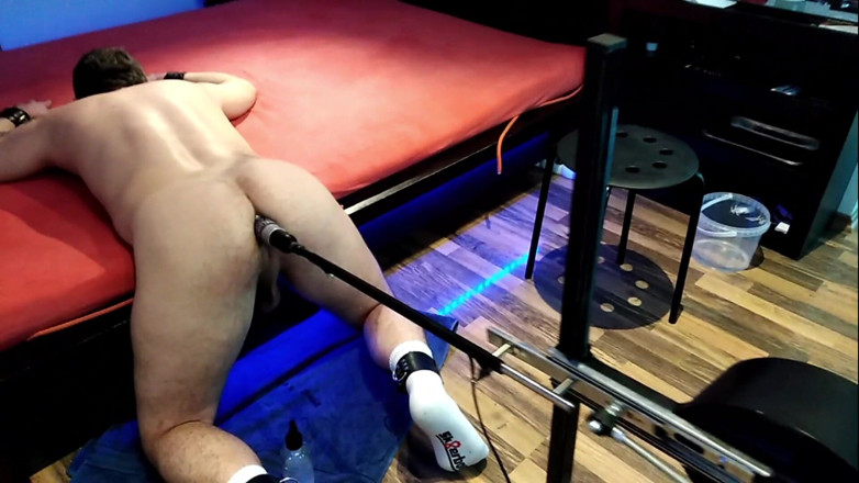 Master Drex: Fucking machine for Igy