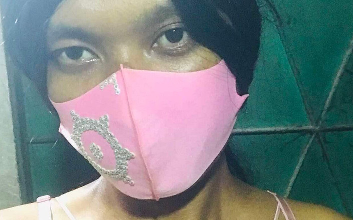 Fariha: Babgladeshi एकल क्रॉसड्रेसर