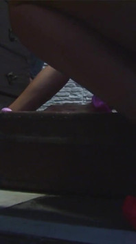 Een ontmoette een sletterige sexy ladyboy in sexy lingerie, gek op mijn lul en neukte hem!!