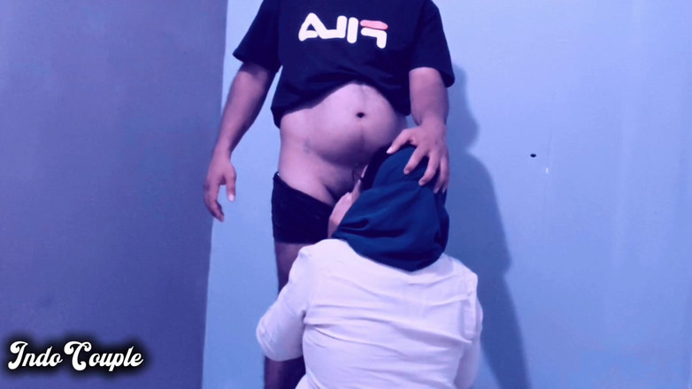 Indo Couple: Hijab Girl Real Muslim Couple Fuck