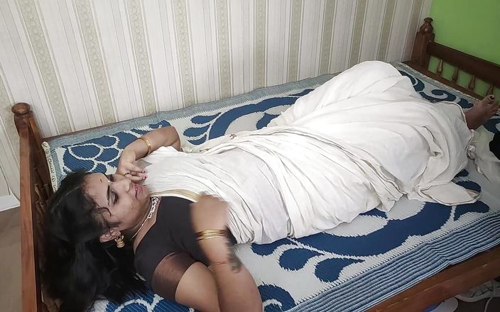 Vaigavarun45: Postel a lízání pupku s lip lock žhavá romantika od Sharun