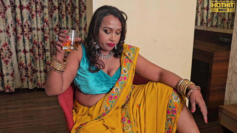 Hothit Movies: Bhabhi indienne, sexe hardcore Profiter