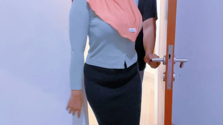 Bintang hyper: Hijab Tobrut My Friend's Wife Cheated on Me Because She...
