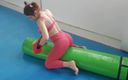 Veronika Valere: Gym masturbation