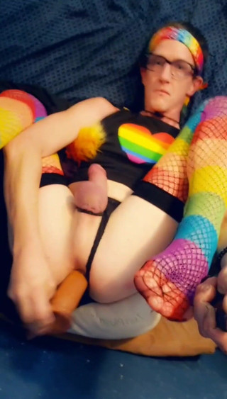 Clay Lindsey: Мастурбація в моїх райдужних ажурних панчохах