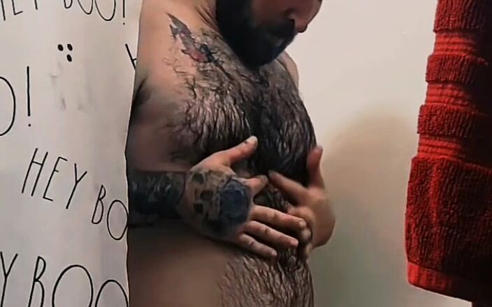 Oscar Paden: Sexy shower hot tattooed guy