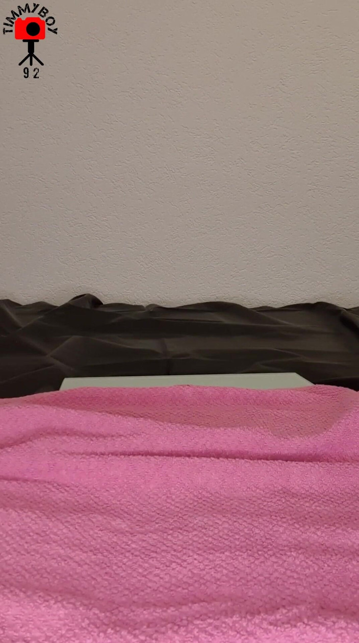 Timmyboy: Timmy Boy Twink mở rộng dương vật trên máy rung để...