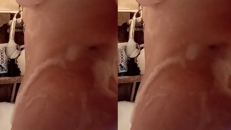 GINGER CRIN 4: I touch myself in the bathroom showing my boobs and...