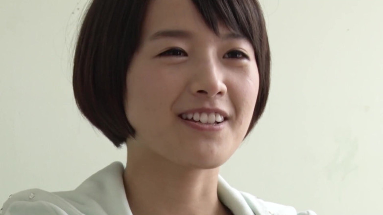 JAPAN IN LOVE: Asian Queens Scene-4_japanese brunetka nastolatka uwielbia uzyskiwanie jej owłosionej cipki...