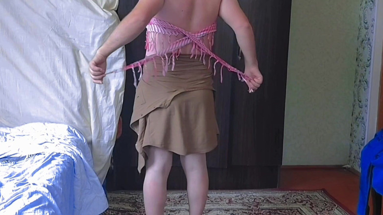 Kitty_Cross: Moje sukně je kratší než moje trpělivost